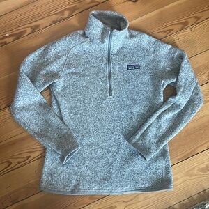 Patagonia grey quarter zip